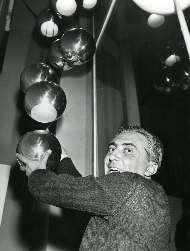 2097 White by Gino Sarfatti Chandelier I Flos Official Shop